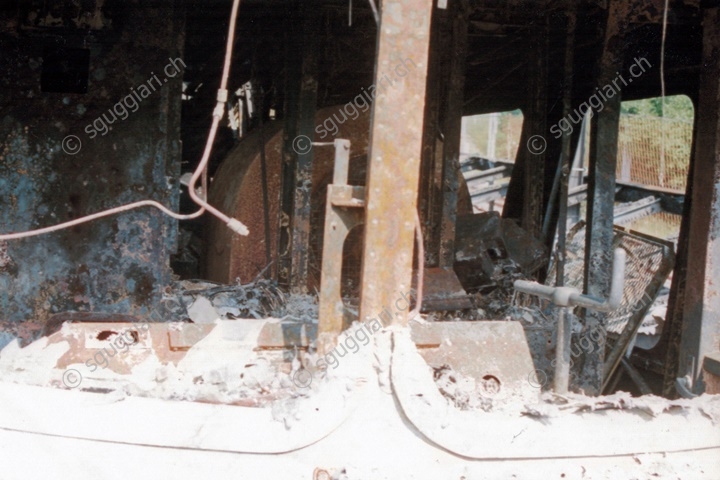BLS Ae 8/8 271 e 272, incendio Spiez 14.05.1998