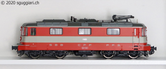 Roco 62690/68690: Re 4/4 II 11109 'Swiss Express'