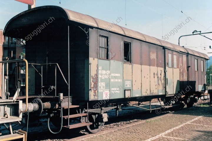 FFS X 40 85 94-45 647-2 'Magazinwagen'