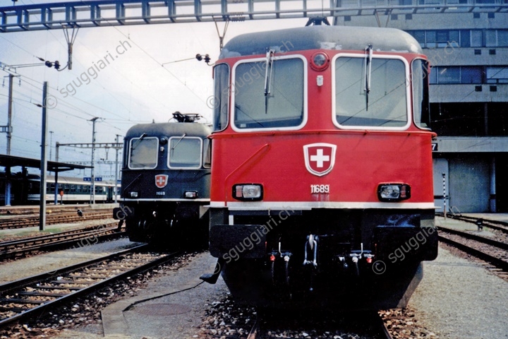 FFS Re 6/6 11669 e Re 6/6 11689