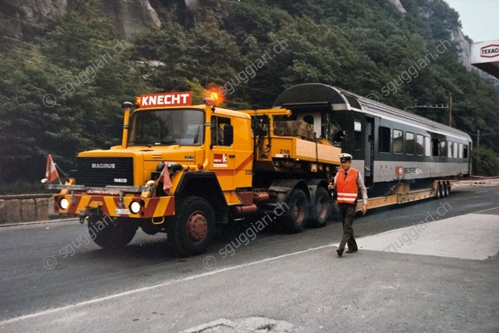 FFS  EW IV A 50 85 10-73 054-4 e B 50 85 21-73 121-8 - Incidente di Osogna