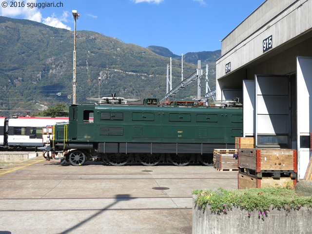 FFS Ae 4/7 10987 (Swisstrain / Verbano Express)
