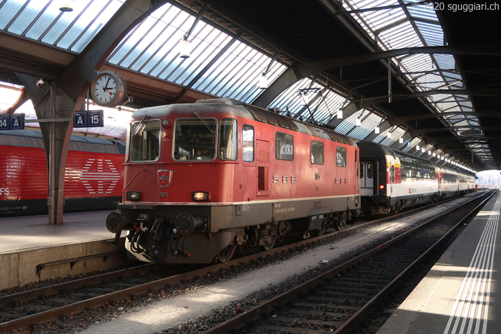 SBB Re 4/4 II 11125