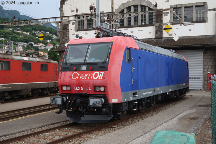 SBB Re 482 011-4 ChemOil