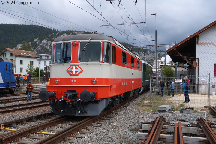 SBB Re 4/4 II 11141 'Swiss Express' (DSF)