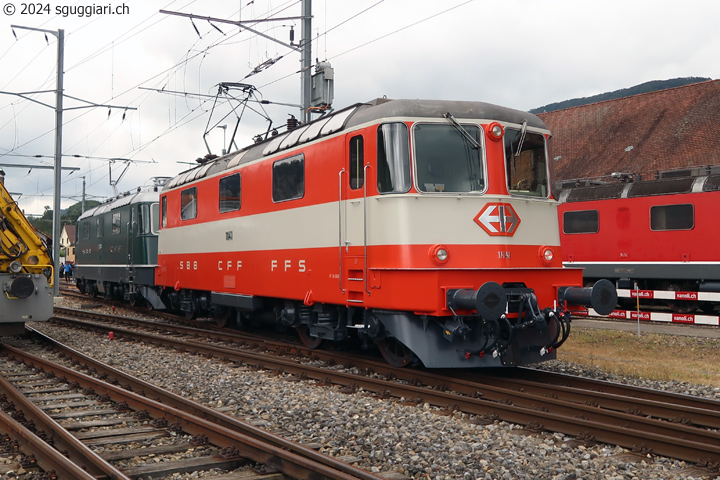 SBB Re 4/4 II 11141 'Swiss Express' (DSF)