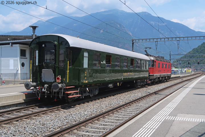 SBBH AB4 2856 con Re 6/6 11666 'Stein am Rhein'
