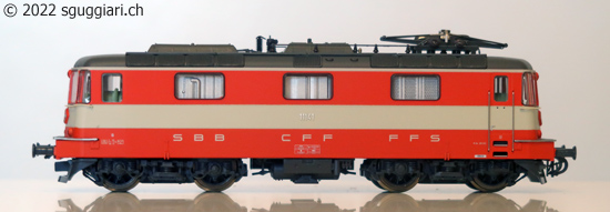 Roco 63842 / 69842: Re 4/4 II 11141 'Swiss Express'