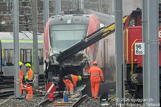 Collisione a Berna tra due RABe 502 'Twindexx'